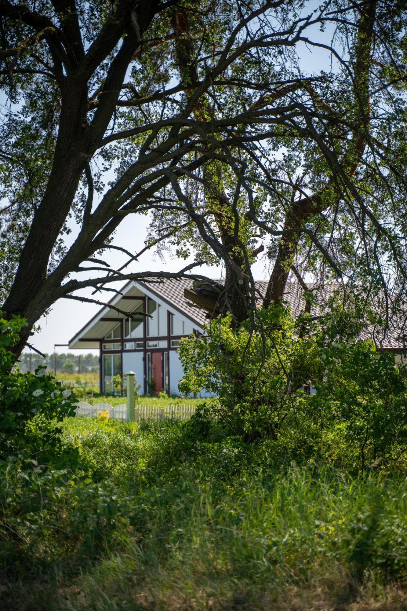 Парк Природи Беремицьке Та Парк-Готель Лісове Озеро Beremytske Exterior photo